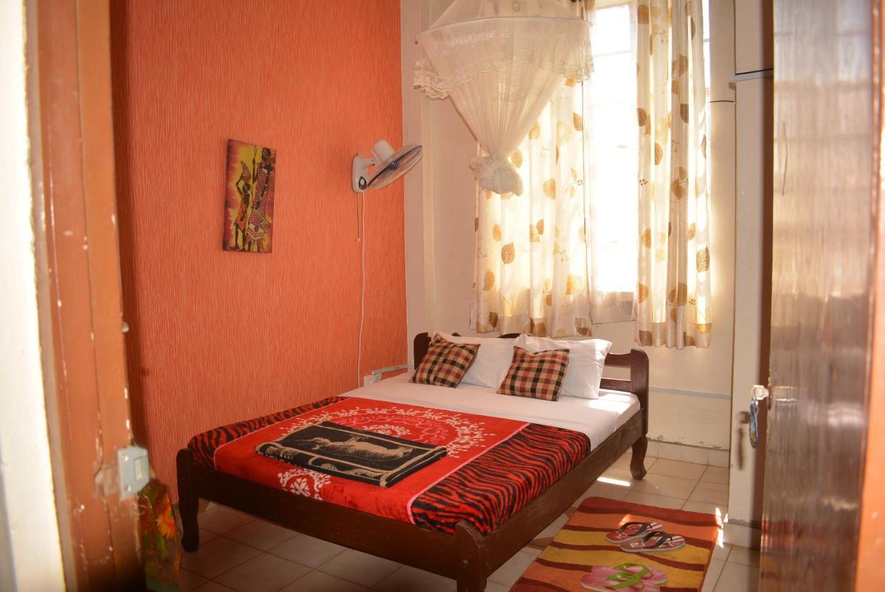 Mona Lisa Guest House, كيزيمو المظهر الخارجي الصورة