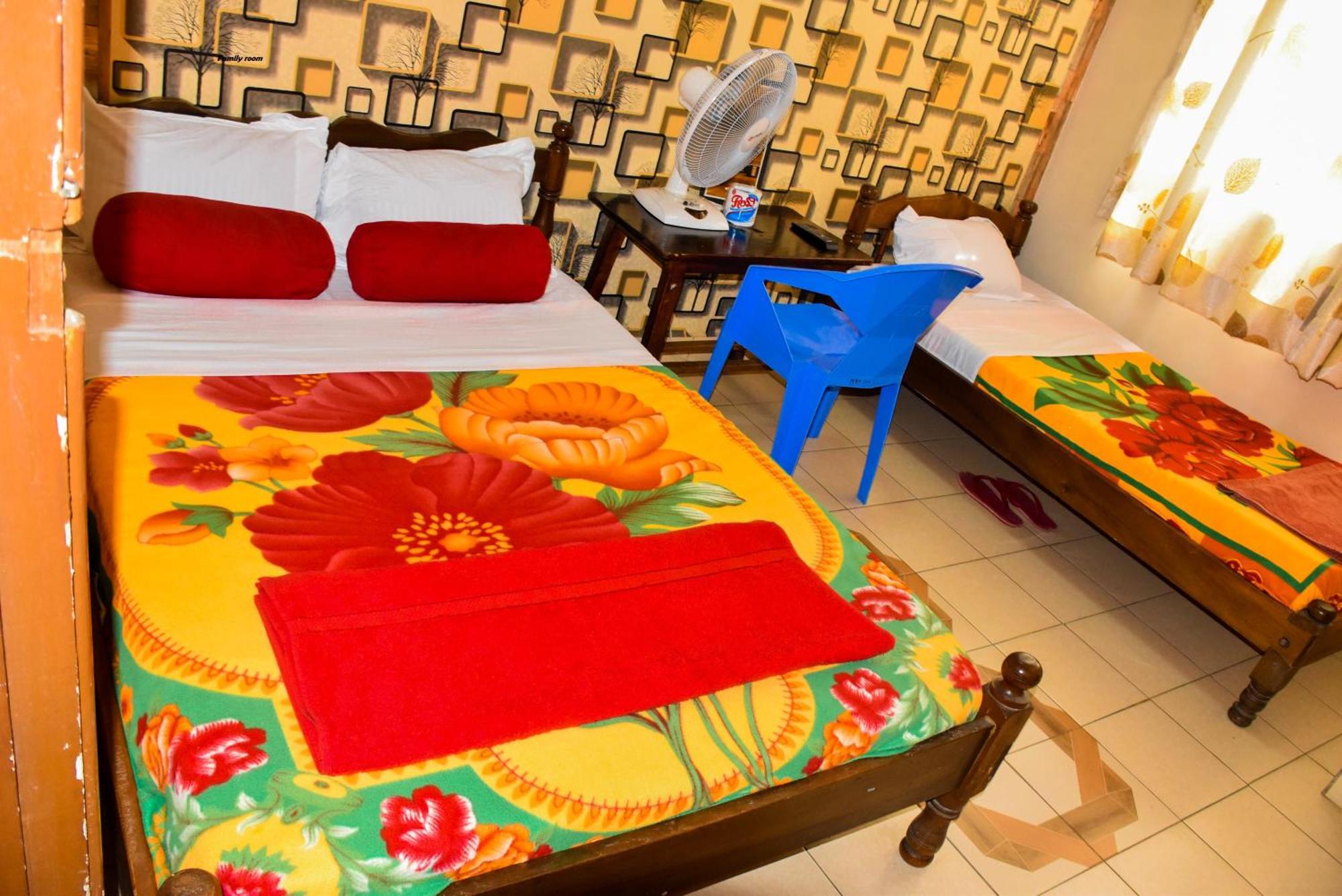Mona Lisa Guest House, كيزيمو المظهر الخارجي الصورة