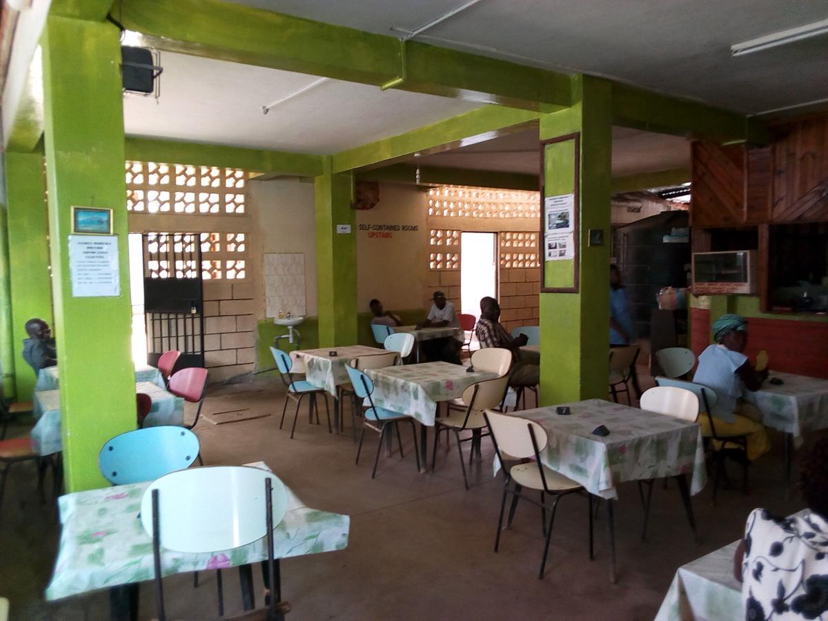 Mona Lisa Guest House, كيزيمو المظهر الخارجي الصورة